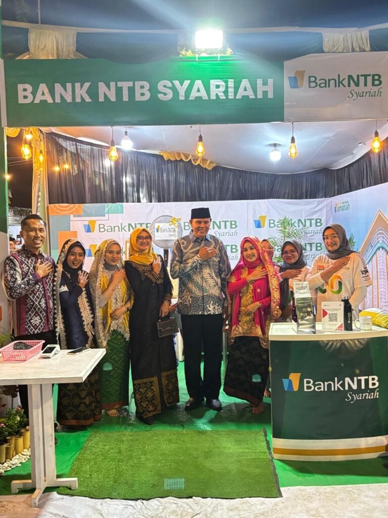Stand Bank NTB Syariah Diserbu Pengunjung, Banyak Program dan Games Menarik Jadi Daya Tarik