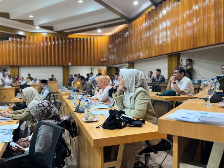 Komisi IX DPR RI Soroti Tingginya Pengangguran Lulusan SMK dan Lambannya Pembangunan Dapur Gizi di NTB