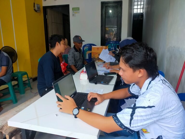 Dukcapil Lombok Barat Gencarkan Layanan Adminduk Saat Libur, Meski Sepi Tetap Jemput Bola ke Perumahan