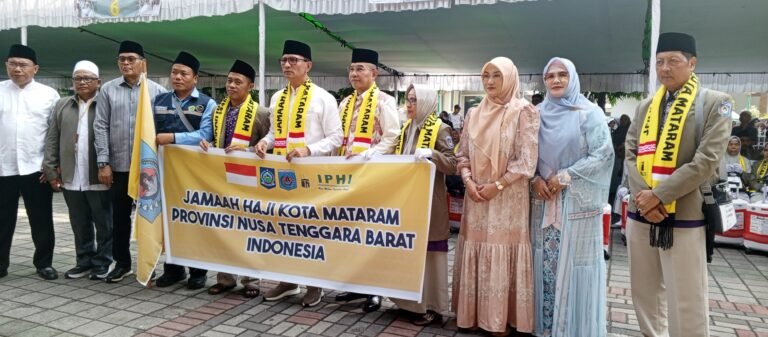 Wali Kota Mataram Lepas 393 Jamaah Calon Haji Kloter 3 Embarkasi Lombok