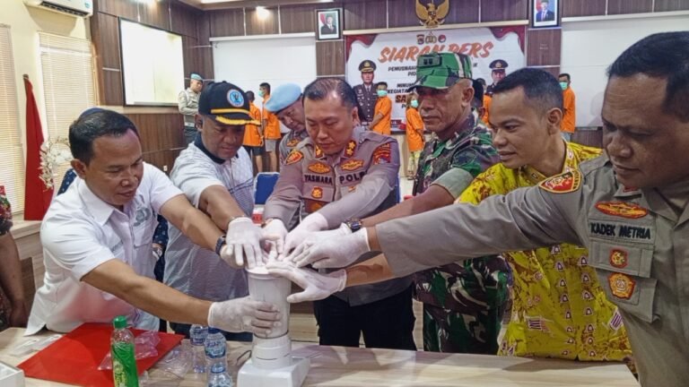 Polres Lombok Barat Ungkap 21 Kasus Narkoba, Ratusan Gram Sabu Dimusnahkan