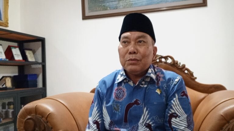Viral! Bupati Lombok Timur Usir Wisatawan di Pantai Ekas, DPR RI Muazzim Akbar: Seharusnya Saling Menopang Pariwisata NTB