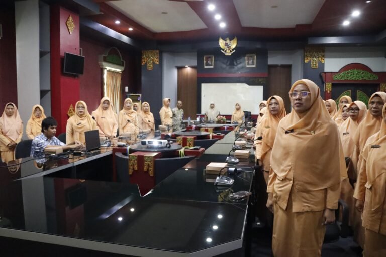 Pengukuhan DWP, Wabup UNA : Mari Bersinergi Mewujudkan Lombok Barat Sejahtera Dari Desa