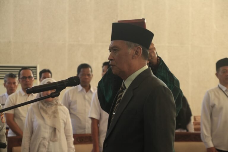 Saeful Akham Dilantik sebagai Asisten I Lombok Barat