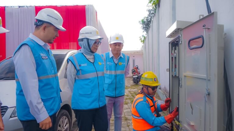 PLN Jaga Keandalan Listrik Saat Peluncuran Koperasi Desa Merah Putih oleh Presiden Prabowo