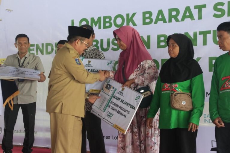 Bupati LAZ  Tekankan Bantuan Baznas Harus Tepat Sasaran Agar Kemiskinan di Lobar Turun