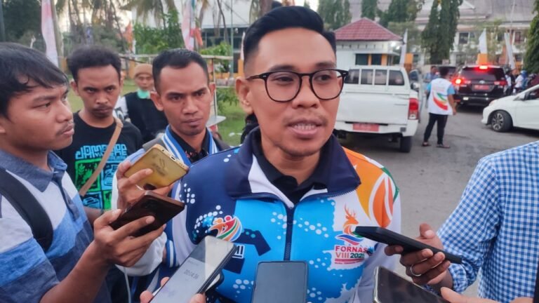 Ribuan Peserta FORNAS VIII Mulai Tiba di NTB, Perputaran Ekonomi Diprediksi Capai Rp 100 Miliar