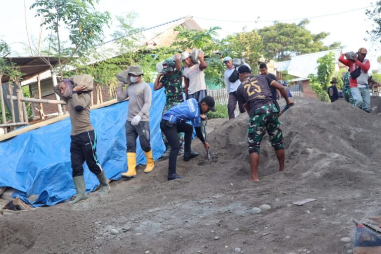 Danrem 162/WB Apresiasi Percepatan Pembangunan Jembatan TMMD di Desa Kalabeso 