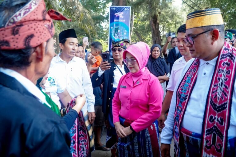 Rebo Bontong Masuk Kharisma Event Nusantara, Bhayangkari  Ajak Rawat Tradisi Lokal