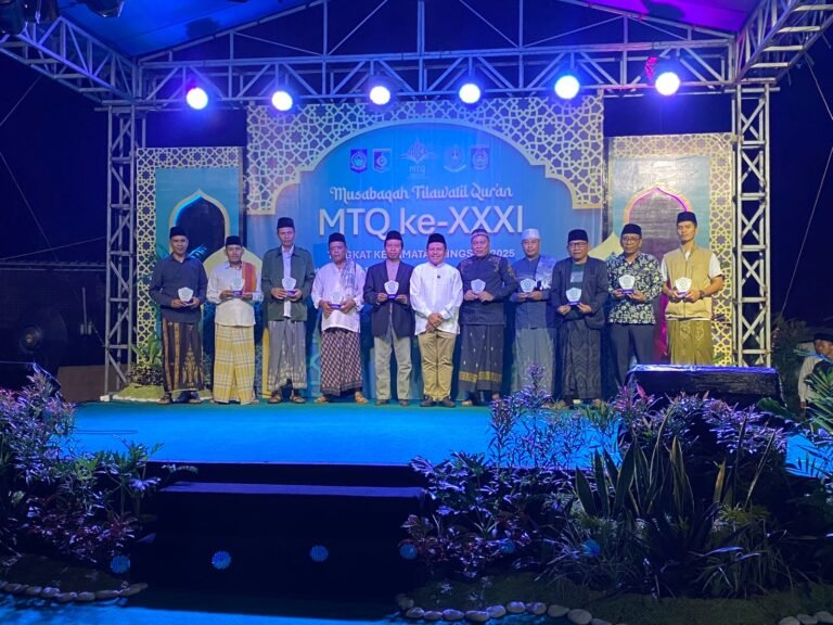 Pembukaan MTQ ke-XXXI Kecamatan Lingsar, Bupati LAZ: MTQ Sarana Pembinaan Generasi Qur’ani Bermental Juara