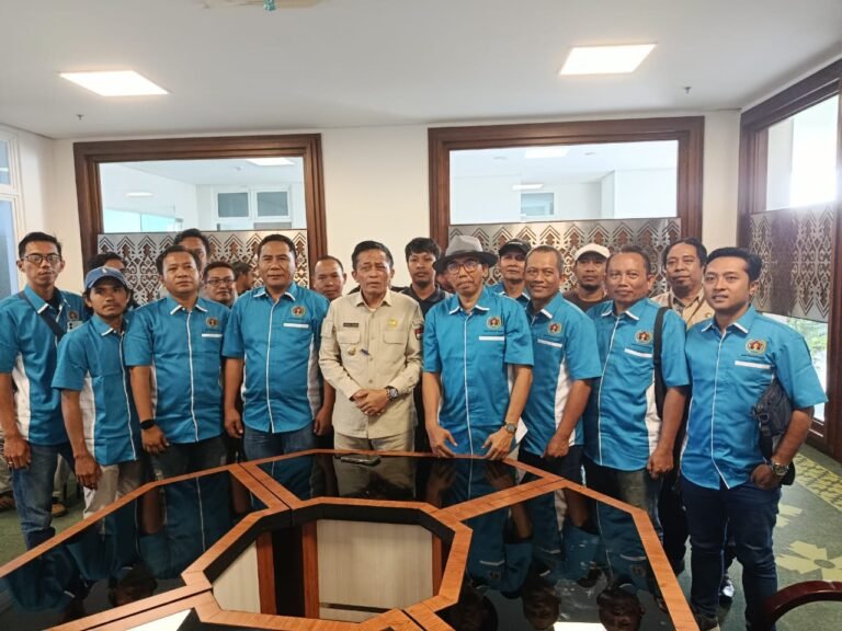 PWI NTB Silaturahmi ke Bupati Pathul  Bahas Sinergi Pers dan Pembangunan Daerah