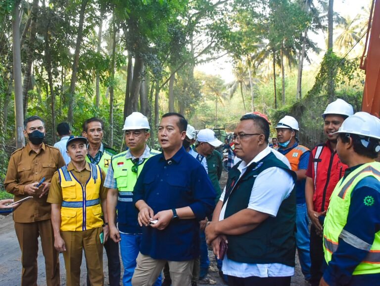 Pemprov NTB Gelontorkan Rp60,5 Miliar untuk Perbaikan Dua Ruas Jalan di KSB dan Lotim 