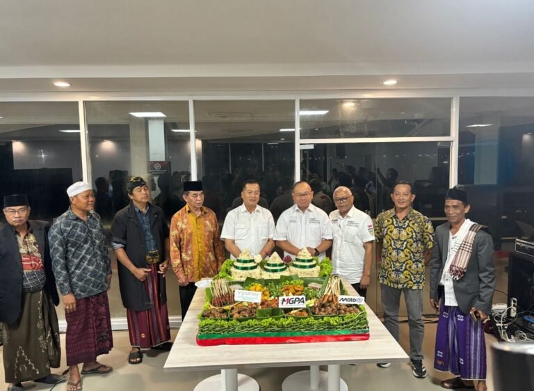 “Betabeq” Jadi Tradisi Baru Pembukaan Gelaran MotoGP Mandalika 2025 