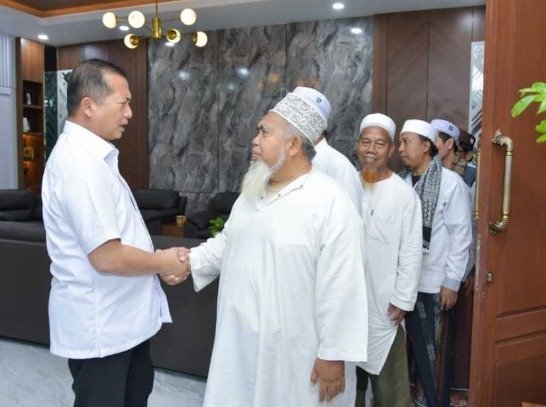 Gubernur NTB Sambut Hangat Silaturahmi Para Tuan Guru