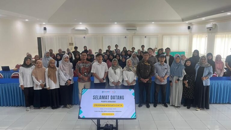 Dinas Kominfotik NTB Sosialisasikan Portal NTB Satu Data kepada Mahasiswa FMIPA Unram