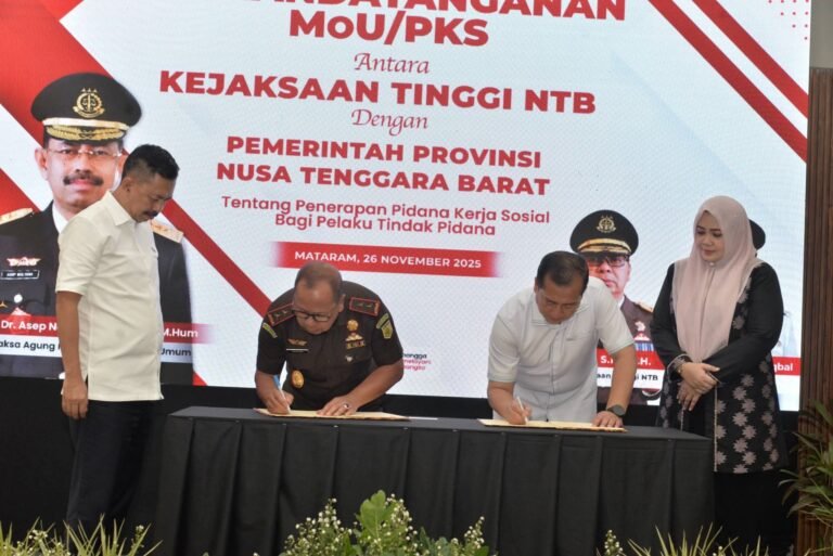 Pemprov NTB – Kejati Teken MoU, Perkuat Kolaborasi Terapkan Pidana Kerja Sosial