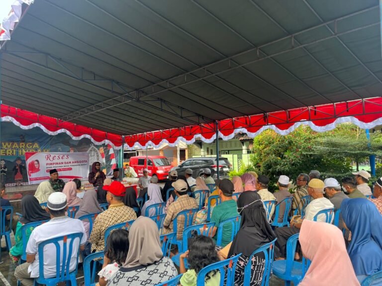 Hj. Nanik Suryatiningsih Serap Aspirasi Warga Lombok Barat dalam Reses DPRD NTB