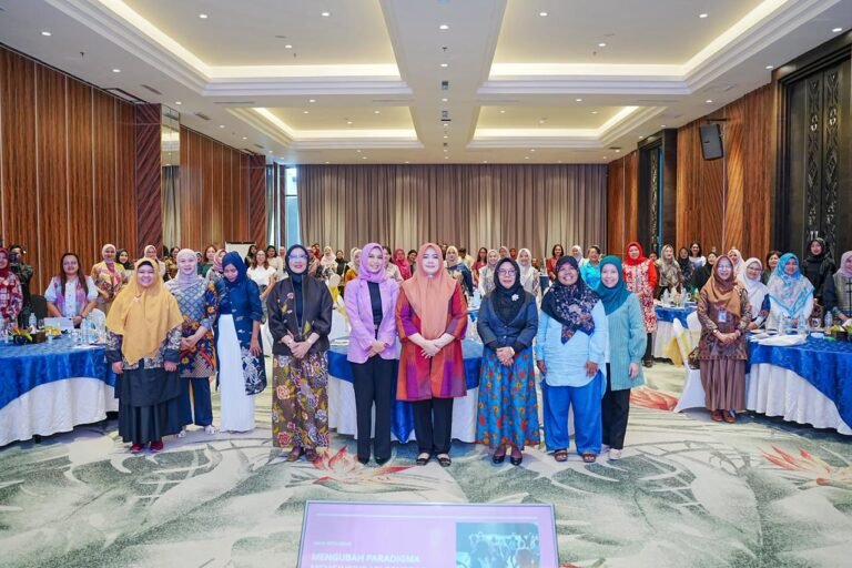 PLN UIW NTB Dorong Transformasi Kepemimpinan Perempuan Melalui Forum “Grow with Grace”