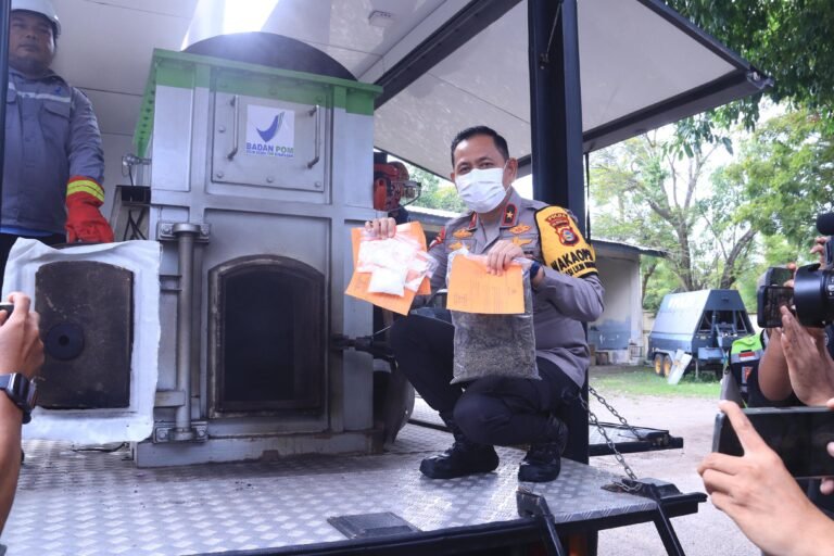 Tutup 2025, Polda NTB Musnahkan Barang Bukti Narkotika 
