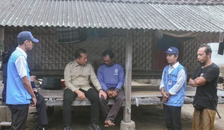 Gubernur NTB Dorong Renovasi RTLH dan Perbaikan MCK di Desa Malaka