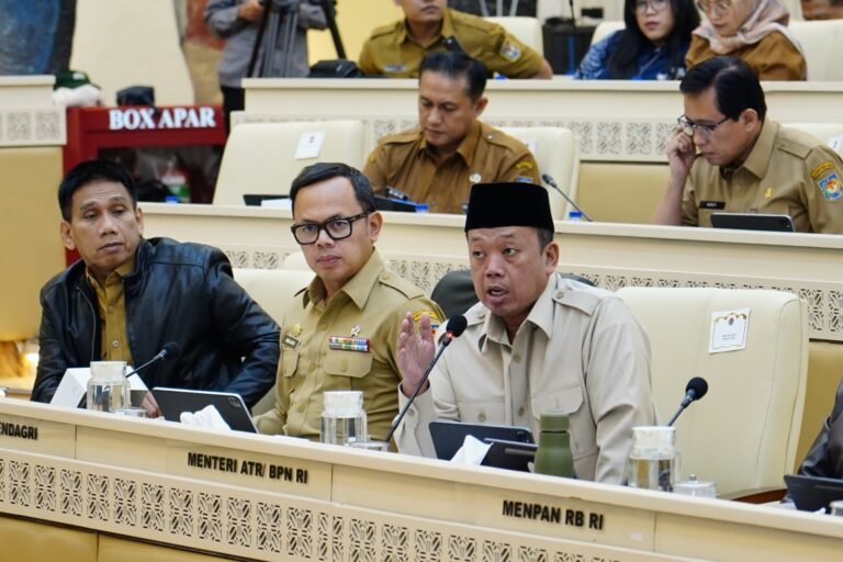 Komisi II DPR Pertanyakan Anggaran Pascabencana, Menteri Nusron Pastikan Refocusing
