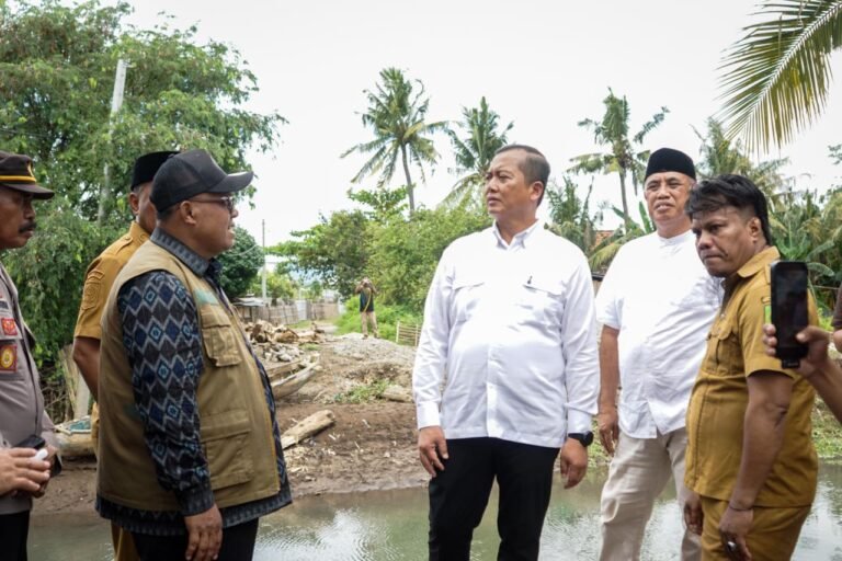 Tinjau Lokasi Banjir di Bima, Pemprov NTB Siapkan Penataan Drainase dan Normalisasi Sungai