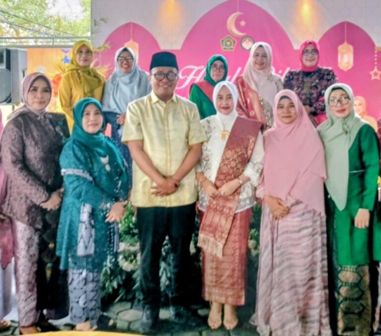 Halal Bihalal dan Rakorwil DWP Kemenag NTB, Hj. Megawati Lestari: Perempuan Harus Berdaya dan Bersinergi