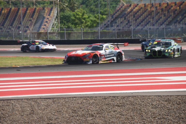 PLN UIW NTB Pastikan Listrik Aman  Hari Kedua GT World Challenge di Mandalika