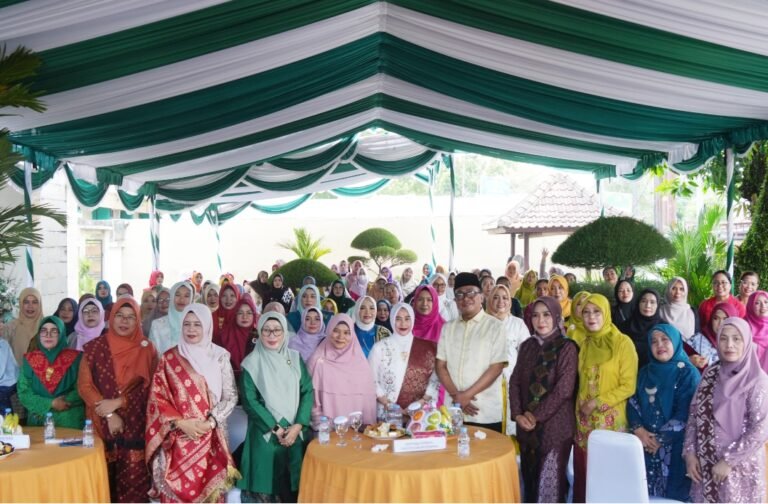 Perempuan Harus Berdaya dan Menginspirasi, Hj. Megawati Ajak DWP Kemenag NTB Perkuat Sinergi