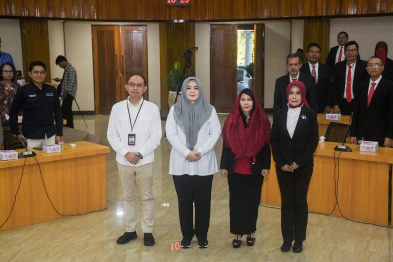 Pengurus Baru ASITA NTB Dilantik, Pemprov Dorong Kolaborasi Perkuat Pariwisata Mendunia