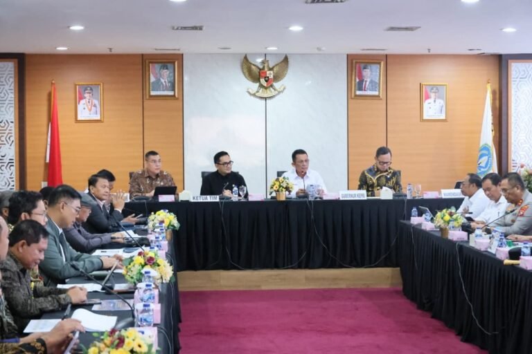 Wamen Ossy : Kepala Daerah Berperan Strategis dalam Penyelesaian Persoalan Pertanahan dan Tata Ruang
