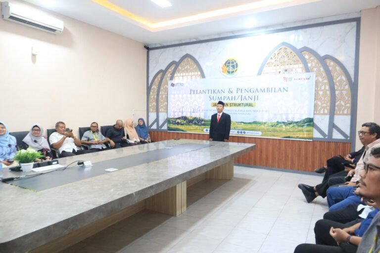 Pejabat Kantor Pertanahan Kota Mataram Dilantik sebagai Kepala Kantor Pertanahan Kabupaten Rote Ndao