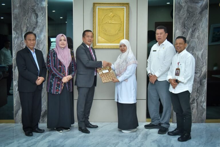 Wabup Nurul Adha Terima Radiogram Mendagri, Resmi Jalankan Tugas dan Wewenang Bupati Lombok Barat 